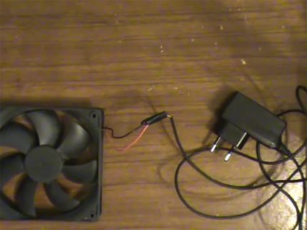 Connection of a cooler and a 12-volt power supply