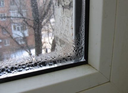 Condensation at high humidity