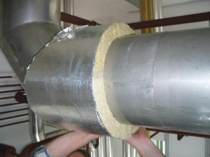 Ventilation pipe insulation